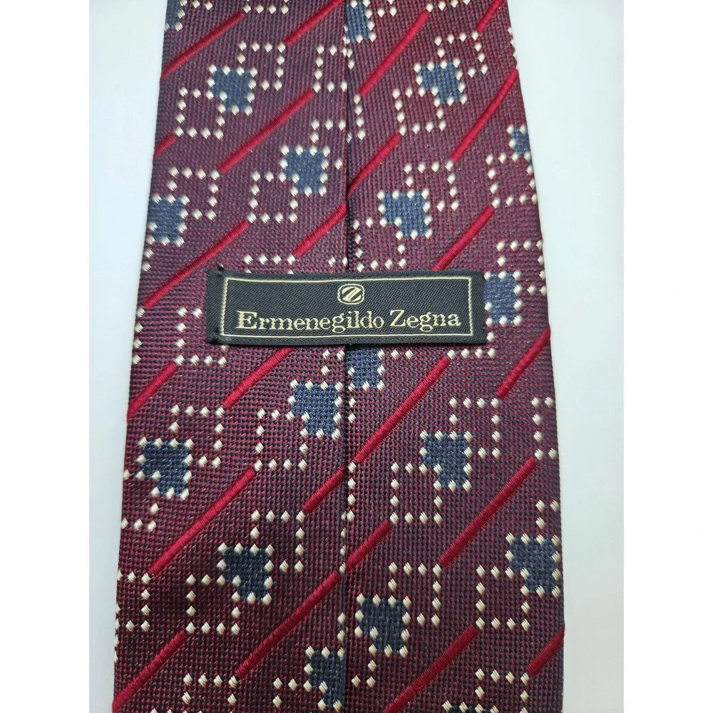 Ermenegildo Zegna Silk Tie Burgundy Geometric Diagonal Stripe Italy 3.5
